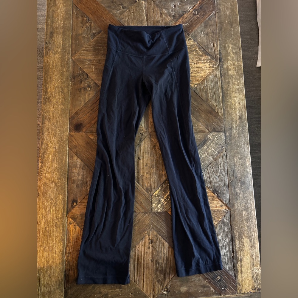Navy athleta flare leggings great condition size small